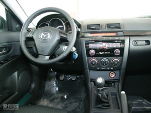 2010款经典款 2.0L 手动运动型 中控区