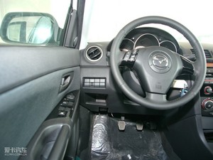 2010款经典款 2.0L 手动运动型 中控区