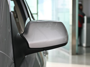2010款经典款 1.6L 自动精英型 后视镜