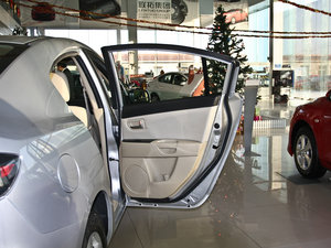 2010 1.6L ԄӾӢ g