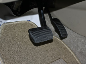 2010款经典款 1.6L 自动精英型 空间座椅
