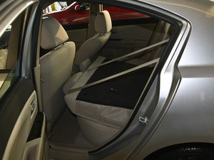 2010款经典款 1.6L 自动精英型 空间座椅