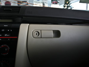 2010款经典款 1.6L 自动精英型 空间座椅