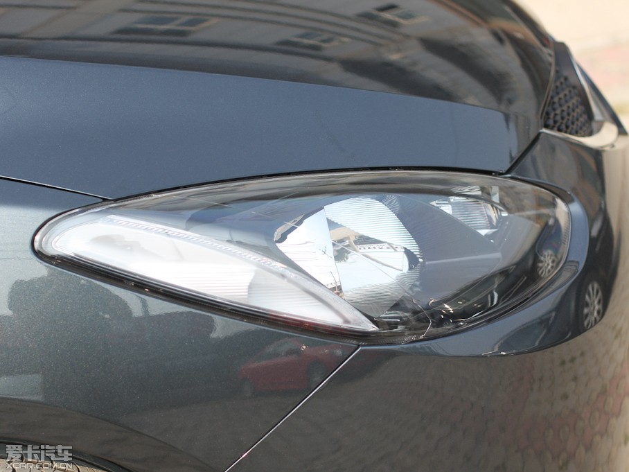 2011R_2 ńӰ 1.5L քӕr