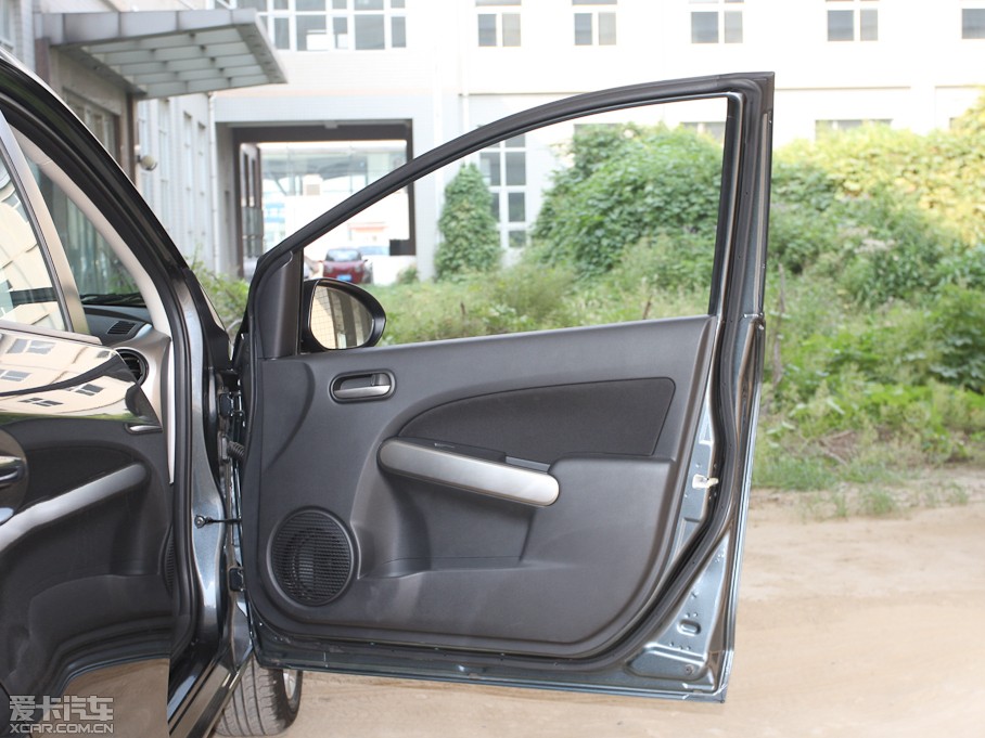 2011R_2 ńӰ 1.5L քӕr