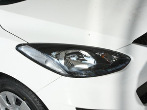 2011ńӰ 1.3L ԄӘ˜ ^