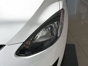 2011ńӰ 1.3L ԄӘ˜ ^