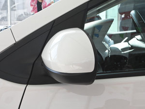 2011ńӰ 1.3L ԄӘ˜ ^