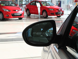 2011ńӰ 1.3L ԄӘ˜ ^