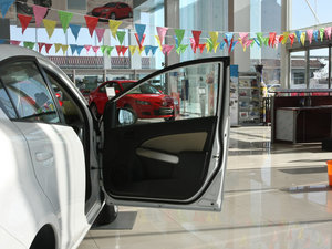 2011ńӰ 1.3L ԄӘ˜ g