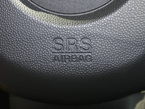 2011ńӰ 1.3L ԄӘ˜ п؅^