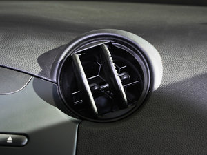 2011ńӰ 1.3L ԄӘ˜ п؅^