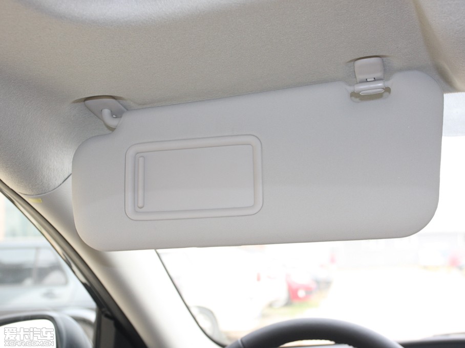 2011���R���_3���G���� 1.6L �ք����m��