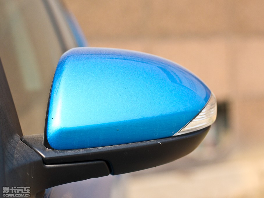 2011���R���_3���G���� 2.0L �ԄӺ��A��