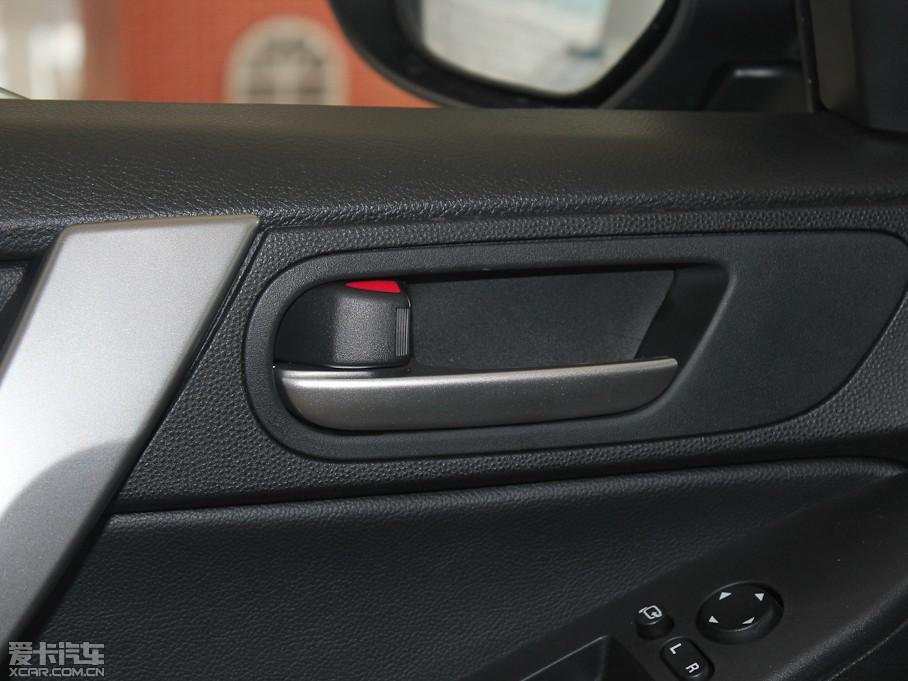 2012R_3GɎ 2.0L ԄӺA\Ӱ