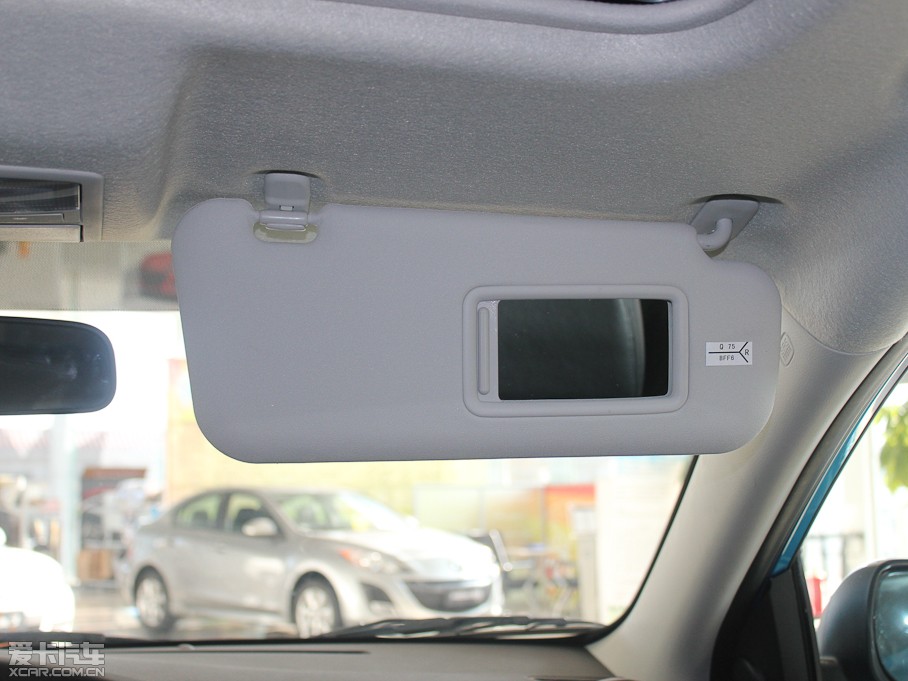 2012R_3GɎ 2.0L ԄӺA\Ӱ