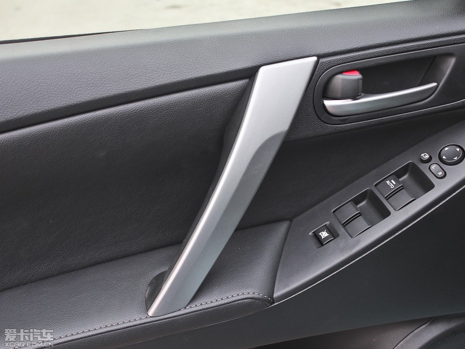 2012R_3GɎ 2.0L ԄӺA\Ӱ