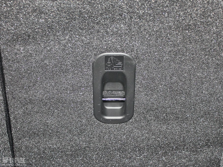 2012R_3GɎ 2.0L ԄӺA\Ӱ