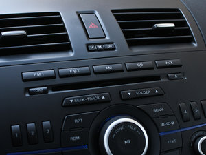 20121.6L Ԅ(dng)Ӣ п؅^(q)