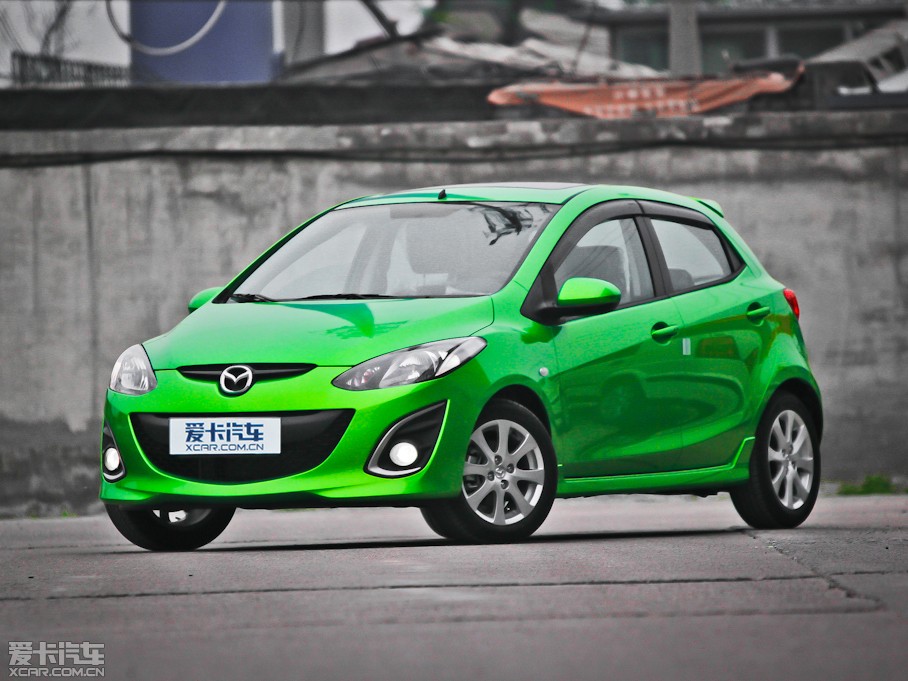 2012���R���_2�Ɏ� �ńӰ� 1.3L �քӘ˜���