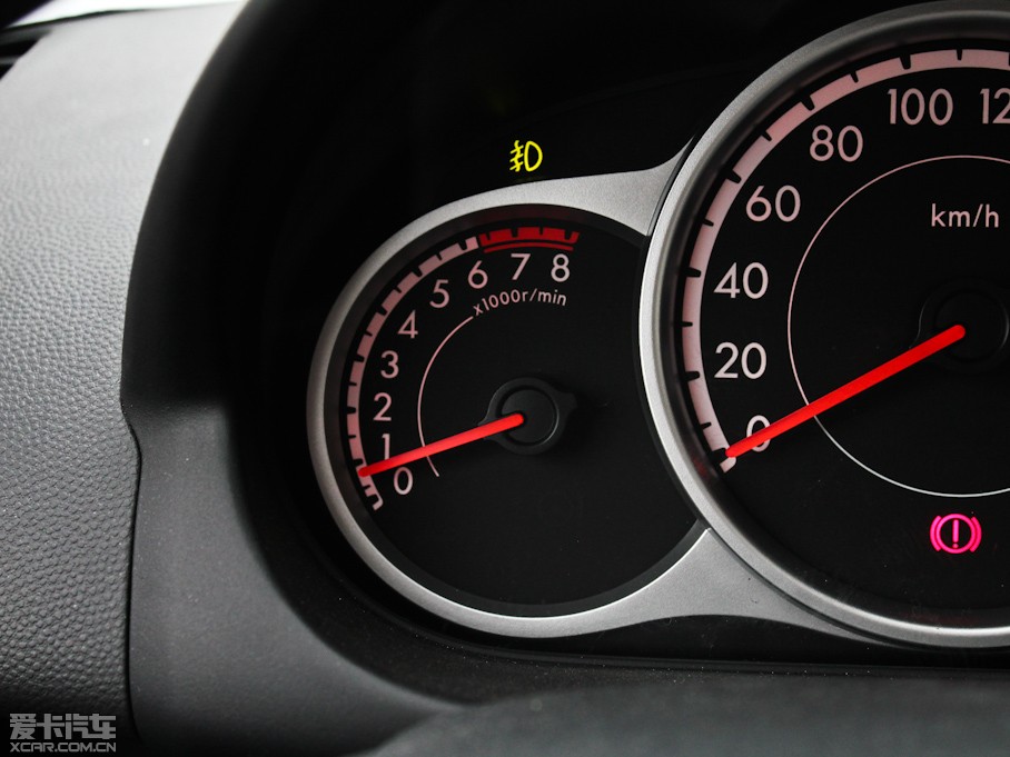 2012���R���_2�Ɏ� �ńӰ� 1.3L �քӘ˜���