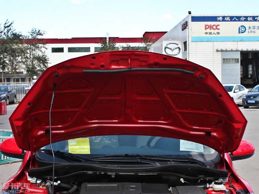 2012���R���_2�Ɏ� �ńӰ� 1.3L �ԄӘ˜���