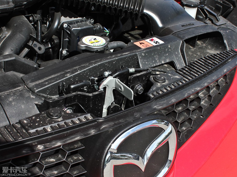 2012���R���_(d��)2�Ɏ� �ńӰ� 1.3L �ԄӘ�(bi��o)��(zh��n)��