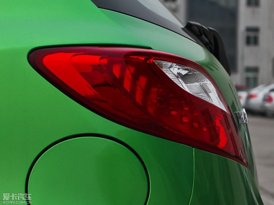 2012���R���_2�Ɏ� �ńӰ� 1.5L �ԄӺ��A��