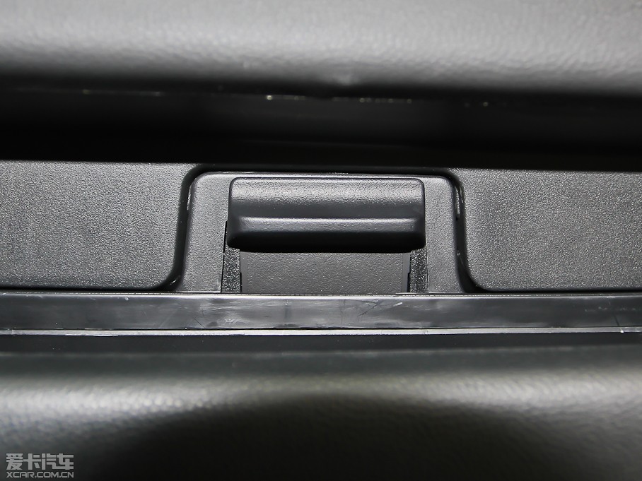 2012R_2Ɏ ńӰ 1.5L ԄӺA