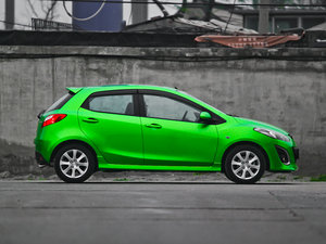 2012ńӰ 1.3L քӘ˜ w^