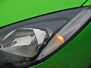 2012ńӰ 1.3L քӘ˜ ^