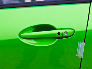 2012ńӰ 1.3L քӘ˜ {T