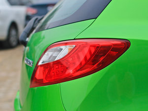 2012ńӰ 1.3L քӘ˜ ^