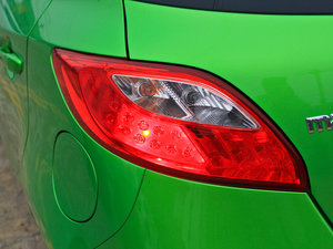 2012ńӰ 1.3L քӘ˜ ^