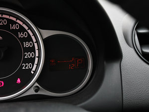 2012ńӰ 1.3L քӘ˜ п؅^(q)