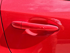 2012ńӰ 1.3L ԄӘ˜ ^