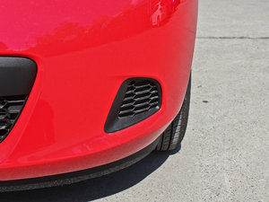 2012ńӰ 1.3L ԄӘ˜ ^