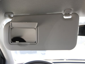 2012ńӰ 1.5L Ԅӳֵ ꖰ壨