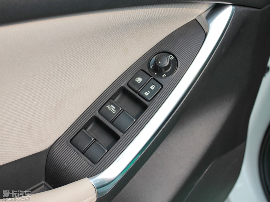 2013R_CX-5 2.0L ԄӃm