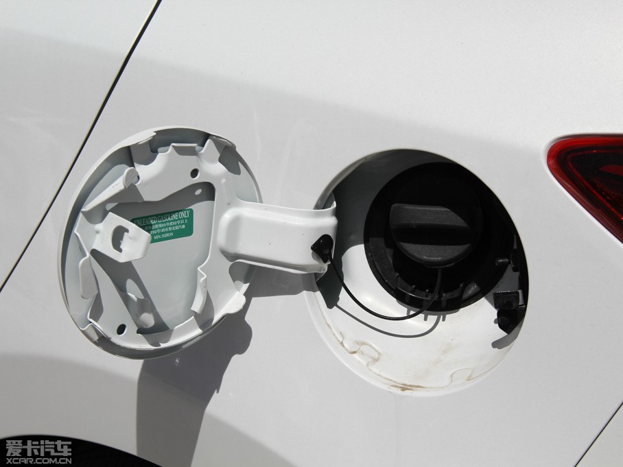 2014R_(d)3 ِ Ɏ 2.0L Ԅ(dng)Ş