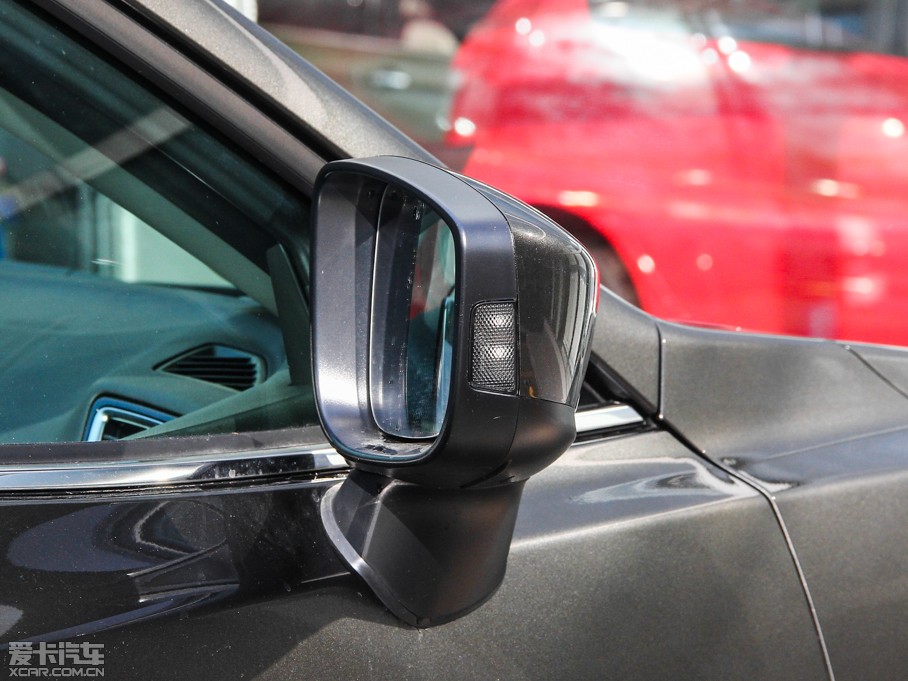 2014R_3 ِ Ɏ 2.0L Ԅ\Ӱ