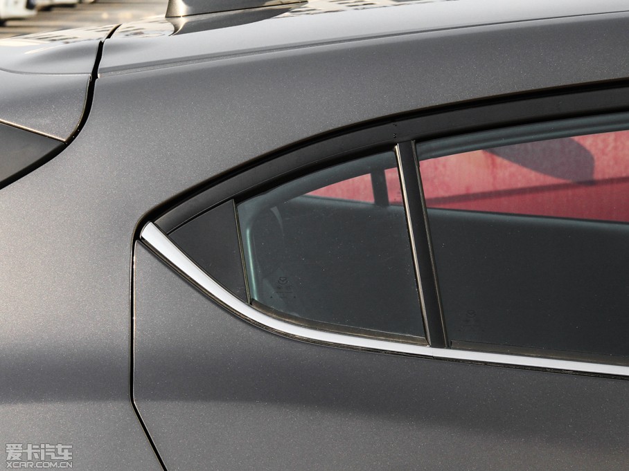 2014R_(d)3 ِ Ɏ 2.0L Ԅ(dng)\(yn)(dng)