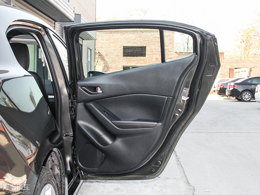 2014R_3 ِ Ɏ 2.0L Ԅ\Ӱ