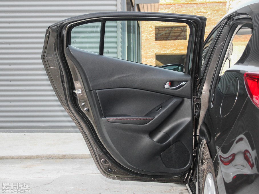 2014R_(d)3 ِ Ɏ 2.0L Ԅ(dng)\(yn)(dng)