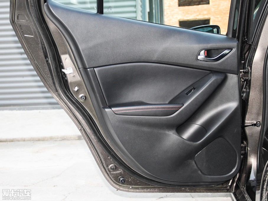 2014R_3 ِ Ɏ 2.0L Ԅ\Ӱ