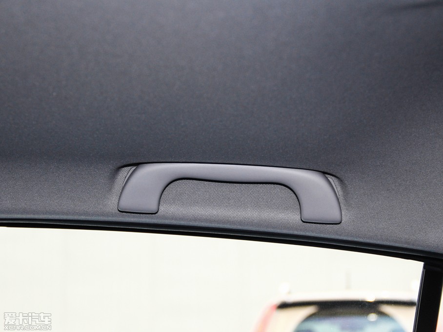 2014R_3 ِ Ɏ 2.0L Ԅ\Ӱ