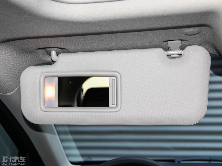 2014R_3 ِ Ɏ 2.0L Ԅ\Ӱ