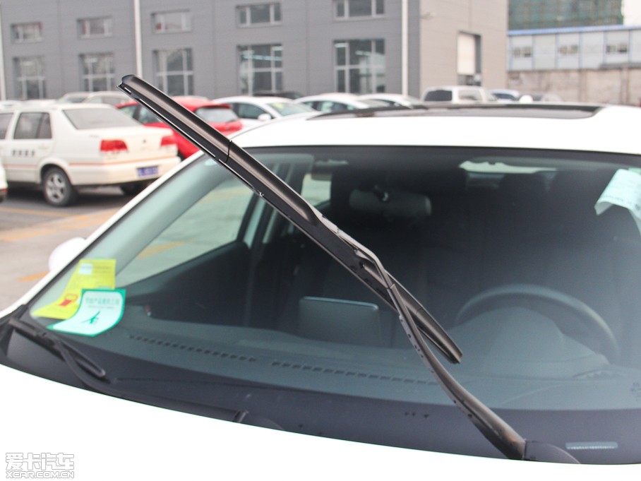 2014R_3 ِ Ɏ 1.5L ԄӺA