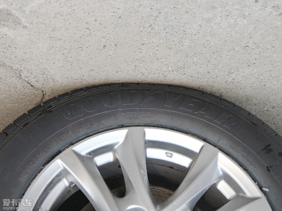 2014R_3 ِ Ɏ 1.5L ԄӺA