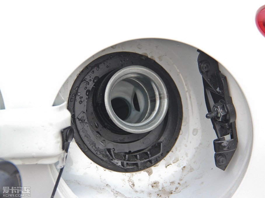 2014R_3 ِ Ɏ 1.5L ԄӺA